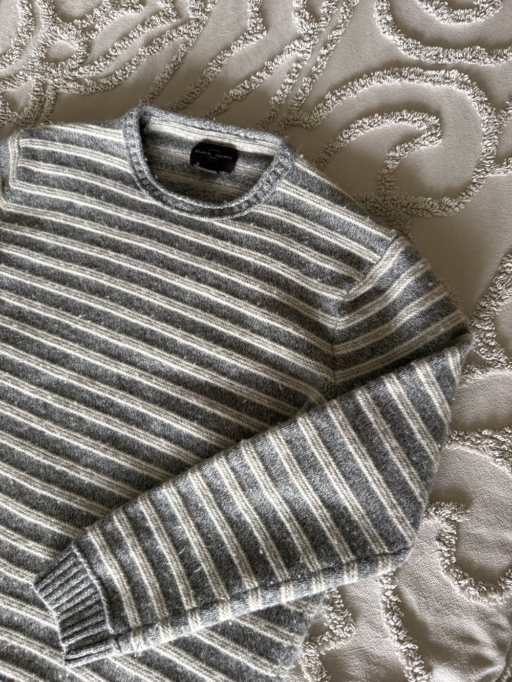 #156 🌷Black Brown 1826 grey striped lambs wool crew neck sweater - Picture 4 of 6